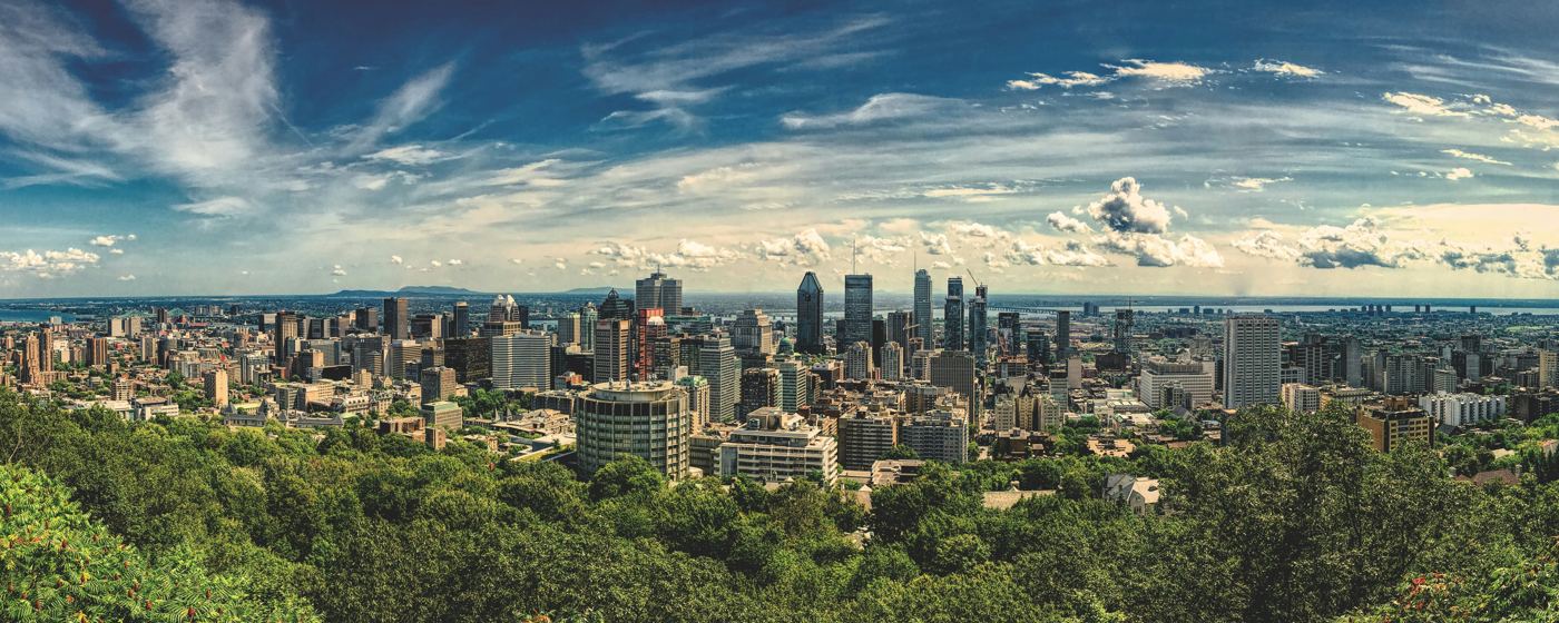 Panorama du centre-ville de Montréal depuis le mont Royal